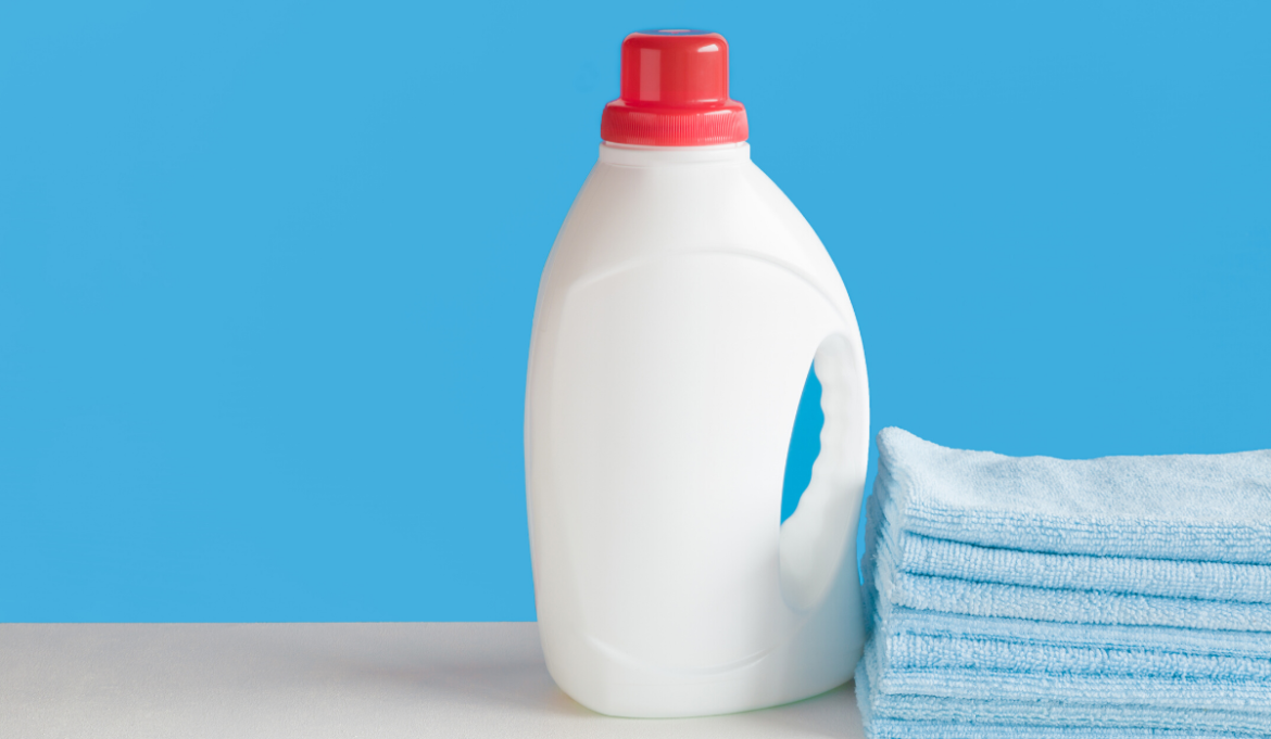 Laundry detergent liquid vs powder